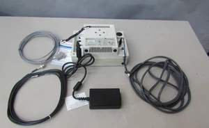 SunTech Tango Monitor mit abgebildeten Kabeln und Zubehör - Bild 1 von 4