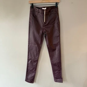GB Girls Coated Burgundy Red Skinny Jeans Sz 16 27" NWT Faux Leather Stretch - Picture 1 of 12