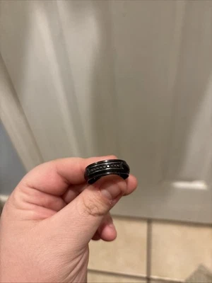 Men's Wedding Band 1/6 ct tw Diamond Black Stainless Steel - Image 1 of 3