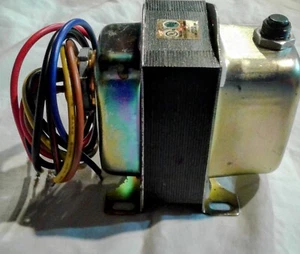 Trafo AT150F1030 Resideo Controls 208/277/480:24V 50VA mit Reset gebraucht - Bild 1 von 3