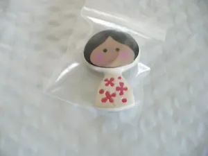 QA- VINTAGE 1970 AVON PRODUCTS INC GIRL PIN BROOCH #32502 *REAL NICE!!!! - Picture 1 of 8