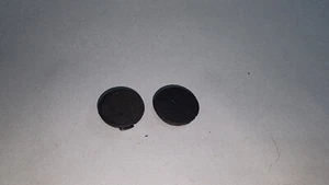 1991-1999 OEM Mitsubishi 3000GT par de 2 pestillos maletero carga tornillos clips - Imagen 1 de 2