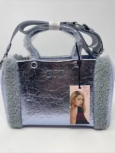 Cartera de Mano Paris Hilton Denver XS con Correa para el Hombro, Azul Bebé Metálico Crackle - Imagen 1 de 9