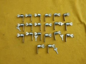 Vintage Lot 20 Cabinet Drawer Cam Lock with Keys - Picture 1 of 13