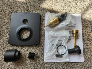 Desviador de 3 funciones Brizo T75506-BLLHP Allaria Valve Trim menos asas M. Negro - Imagen 1 de 1