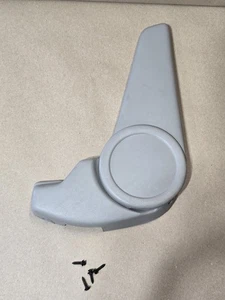 83 94 S10 BLAZER GMC S15 JIMMY BUCKET SEAT HINGE COVER DRIVER LEFT SIDE - Picture 1 of 9