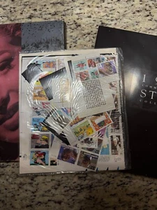1995 USPS Year Book with Sealed Stamp Packet - Picture 1 of 7