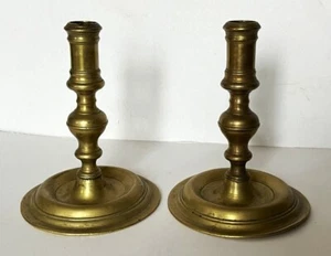 Antique 17th Century Brass Candlesticks - Elegant Pair with Round Bases - Picture 1 of 11