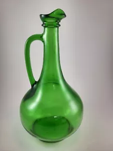 Vintage Mid Centuy Modern 1976 Wine World Green Glass Wine Decanter 1.5 L 11" - Picture 1 of 6