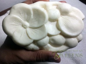 Japanische Ume Aprikosenblütenförmige handgemachte Seife mit Aprikosenöl ca. 6,5 Oz. - Bild 1 von 1