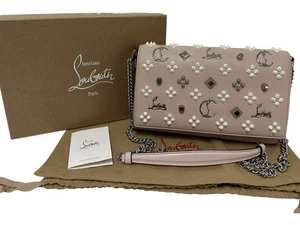 CHRISTIAN LOUBOUTIN PALOMA CLUTCH CUERO DE BECERRO GRANULADO CLAVOS TACHUELAS (EPJ030028) - Imagen 1 de 12