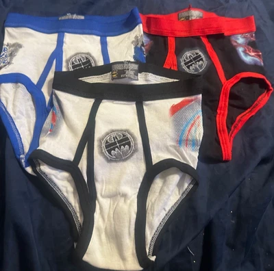 batman funpals size 6 - Image 1 of 4