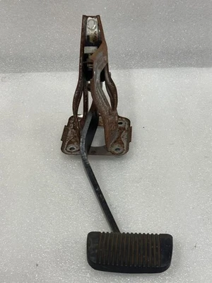 TOYOTA CELICA ST 1986 1987 1988 1989 PEDAL DE FRENO AUTOMÁTICO A/T Foto 1 de 4