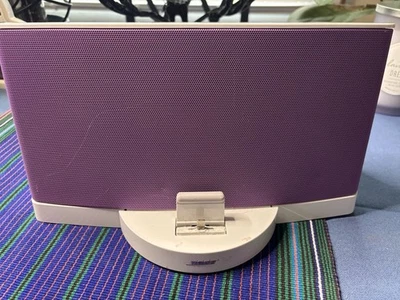 Bose SoundDock Series III Ltd PURPLE Edition Music System NO REMOTE/ADAPTER - Image 1 of 4
