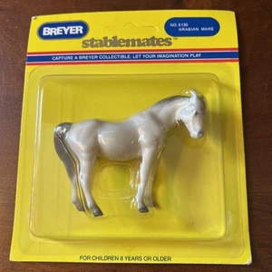 NIB NO PUNCH Breyer #5130 Alabaster G1 Araberstute Schimmel Stablemate 1989-1994 - Bild 1 von 2