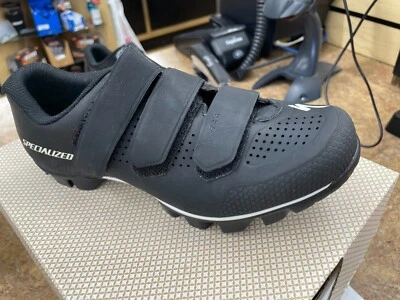 Zapatos de ciclismo Specialized Riata para mujer negros/blancos - 10,5 usa/42eu Foto 1 de 4