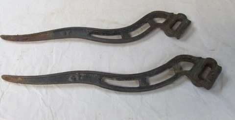 2 Vintage Iron Age  like Planet Jr   Cultivator  Leave Lifters Cover