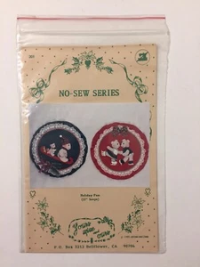 Vintage 80s No Sew Series Holiday Fun Hoop Sewing Pattern Yours Mine Ours Bears - Picture 1 of 5