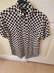 HOT TOPIC MEN SIZE SMALL CHECKERS BUTTON UP SHIRT - Picture 1 of 3