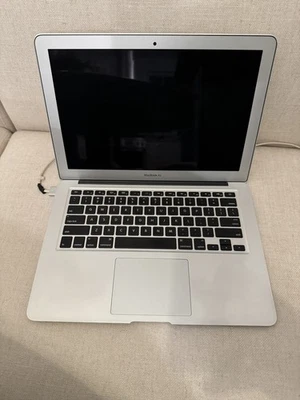 Notebook Apple MackBook Air A1466 13,3 polegadas - Imagem 1 de 3