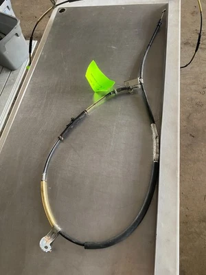 Cable de freno de estacionamiento derecho para Ford Mustang 2005-2014 2006 2007 2008 OEM Foto 1 de 4