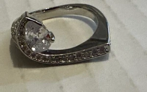 Simulated "Diamond" Costume Jewelry Ring Size 6.5 - Picture 1 of 3