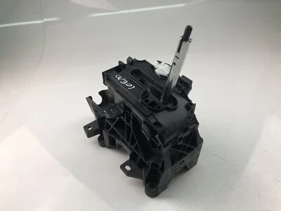 Q1301 TOYOTA Gear Shifting Mechanism 75G588 - Image 1 of 4