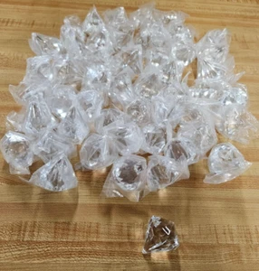 Lot of 50 pcs 40mm Clear Crystal Chandelier Acrylic Teardrop Gemstone Beads - Picture 1 of 7