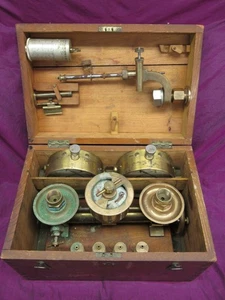 Antique Japanese Brass Pressure Gauge Tester in wooden case - Picture 1 of 19