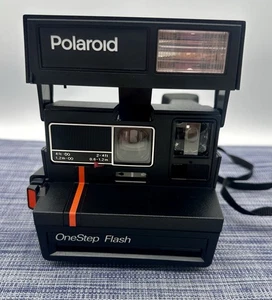 Vintage Polaroid One Step Flash 600 Instant Film Camera Black - Tested & Working - Picture 1 of 8