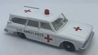 Vintage Lesney Matchbox 42 Custom Studebaker Ambulance Car. - Image 1 of 4