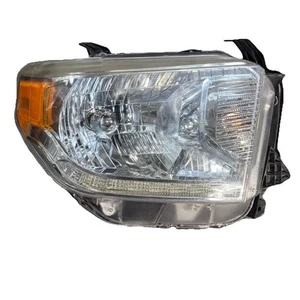 2014-2017 TOYOTA TUNDRA PASSENGER SIDE HEADLIGHT OEM RH - Picture 1 of 6