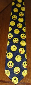 NWT Mens Lot's Of Smiley Faces All Over On A New Blue Neck Tie ! - Picture 1 of 2