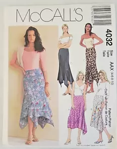 McCalls 4032 Womens Skirt Sewing Pattern Sizes 4 6 8 10 Uncut - Picture 1 of 3