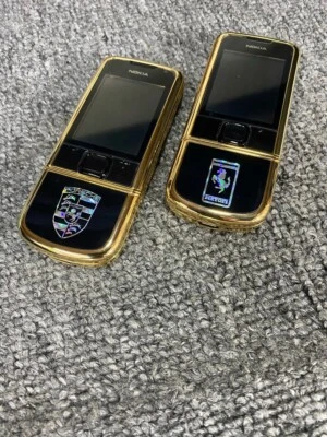 Nokia 8800 Sirocco Ferrari Edition/Limited Edition (Desbloqueado) Foto 1 de 2