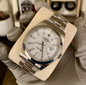 Rolex DateJust 41mm Smooth White Dial Oyster Bracelet - 126300 - 2022 - Picture 1 of 4