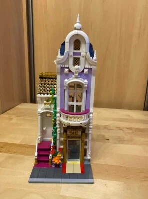 Lego Modular Building Custom Floris't - Image 1 of 3