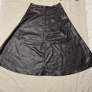 H&M WOMENS Size 8 Chocolate Brown A Line  Faux Leather Skirt With Pockets New - Foto 1 di 14