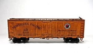 HO Athearn Custom Weathered Upgraded Pro-Built Northern Pacific Reefer Low Ship - Picture 1 of 6