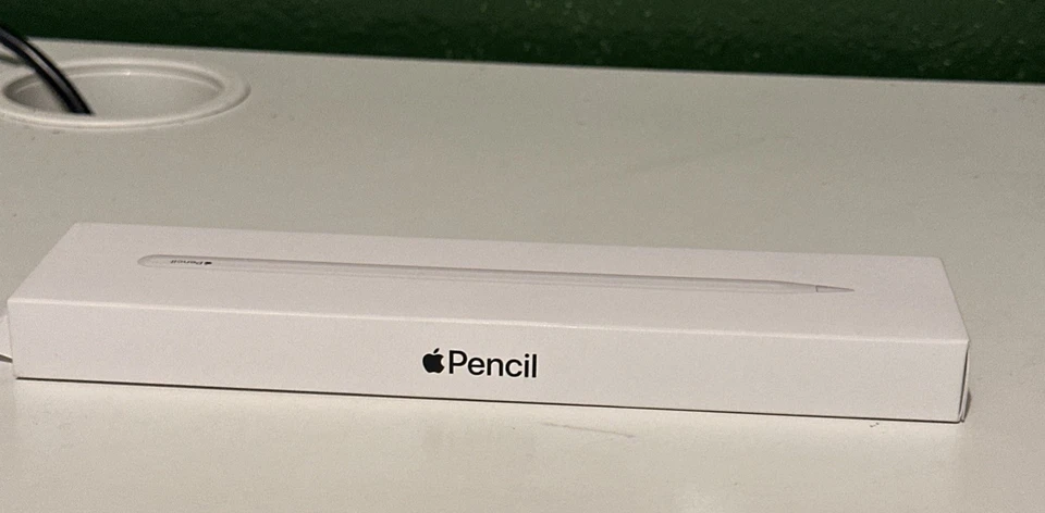 Стилус Apple Pencil 2-го поколения для iPad с беспроводной зарядкой - Изображение 1 из 3