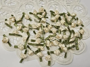 50 pcs Vintage Ivory Satin Mini Ribbon Roses Flowers Craft Trims Appliques - Picture 1 of 2