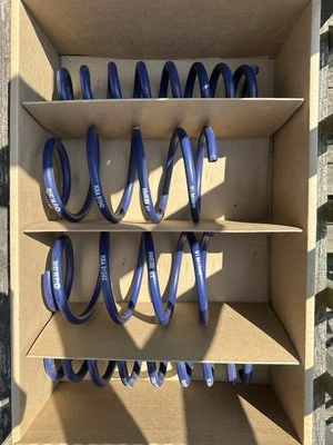 HR LOWERING SPRINGS BMW E9X X-Drive 50494 - Image 1 of 3