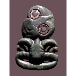 Maori-Anhänger Hei Tiki Muschel Großer Leinwanddruck 46x61 cm - Bild 1 von 5