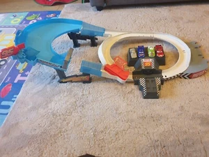 Disney Pixar Racing System Rennbahn Autos, berühmteste Carrera Slot Racing: 1:50 - Bild 1 von 6