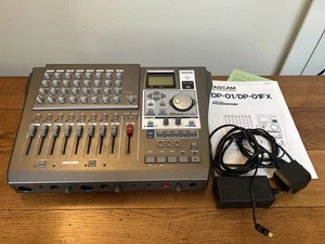 Tascam DP-01FX Digital Portastudio with PSU & Manual - Picture 1 of 16