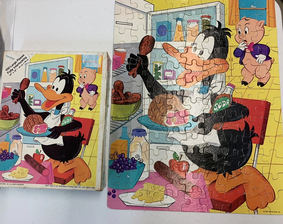 Vintage 1974 Daffy Duck Puzzle 100 large pieces 14" x 18" Porky Pig Complete - Image 1 of 4