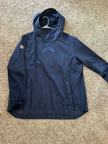 Team Issued Nike On Field Los Angeles Chargers NFL 1/4 Zip Jacket Men's XL NWOT Cover
