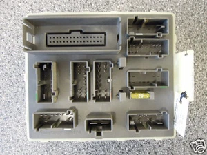 Steuergerät Sicherungskasten 98AG-14A073-CE Ford Focus DAW DBW - Bild 1 von 3