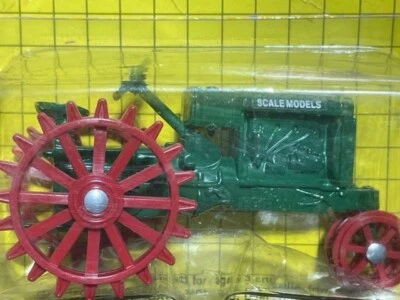 Scale Models John Deere Oliver Green Farm Tractor, Steel Wheels, 1/43 - Image 1 of 2