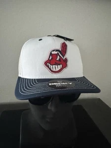 RETRO THROBACK CLASSIC CHIEF WAHOO LOGO INDIANER ERWACHSENE TRUCKER DRUCKKNOPFLASCHE MÜTZE NEU - Bild 1 von 6